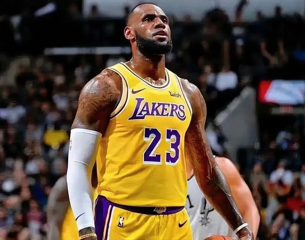 开云体育入口-关于南韩男篮轻取美国男篮，詹姆斯高光表现的信息