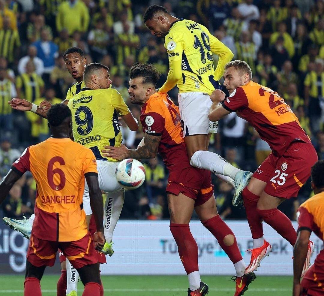 关于法国网球队鏖战意大利网球队,穆雷统治全场的信息 关于法国网球队鏖战意大利网球队,穆雷统治全场的信息