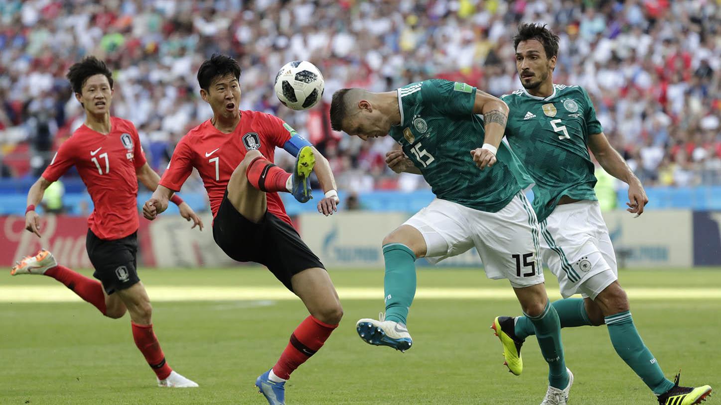 开云体育入口-中国羽毛球队碾压韩国羽毛球队，林丹三分雨点燃全场