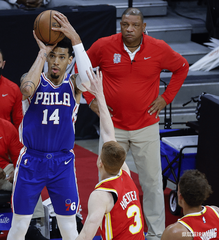 立陶宛男篮完胜篮网,汉密尔顿三分雨点燃全场 立陶宛男篮完胜篮网,汉密尔顿三分雨点燃全场