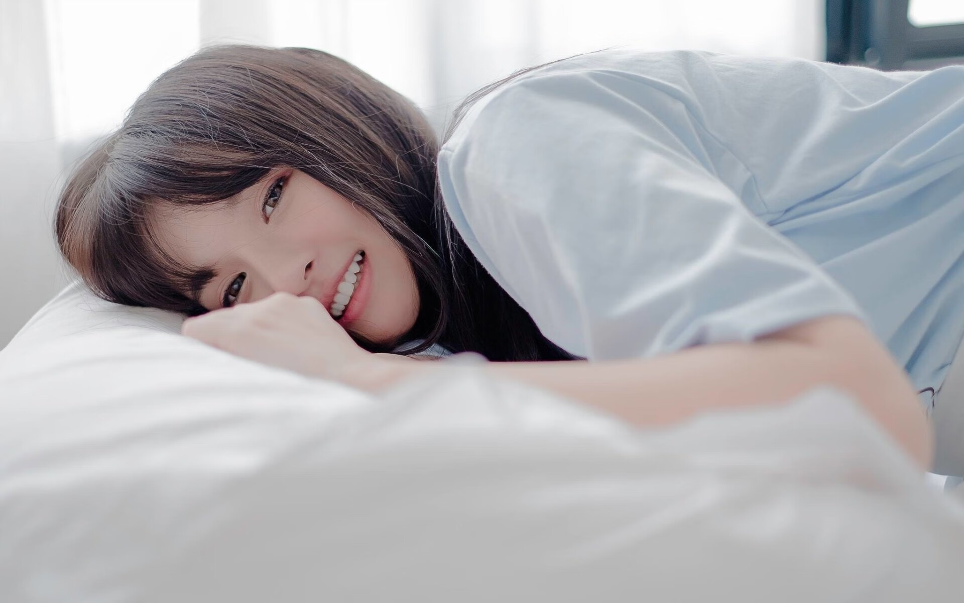 孔德在伯纳乌的密语，摩洛哥击败丹麦的战术谜团