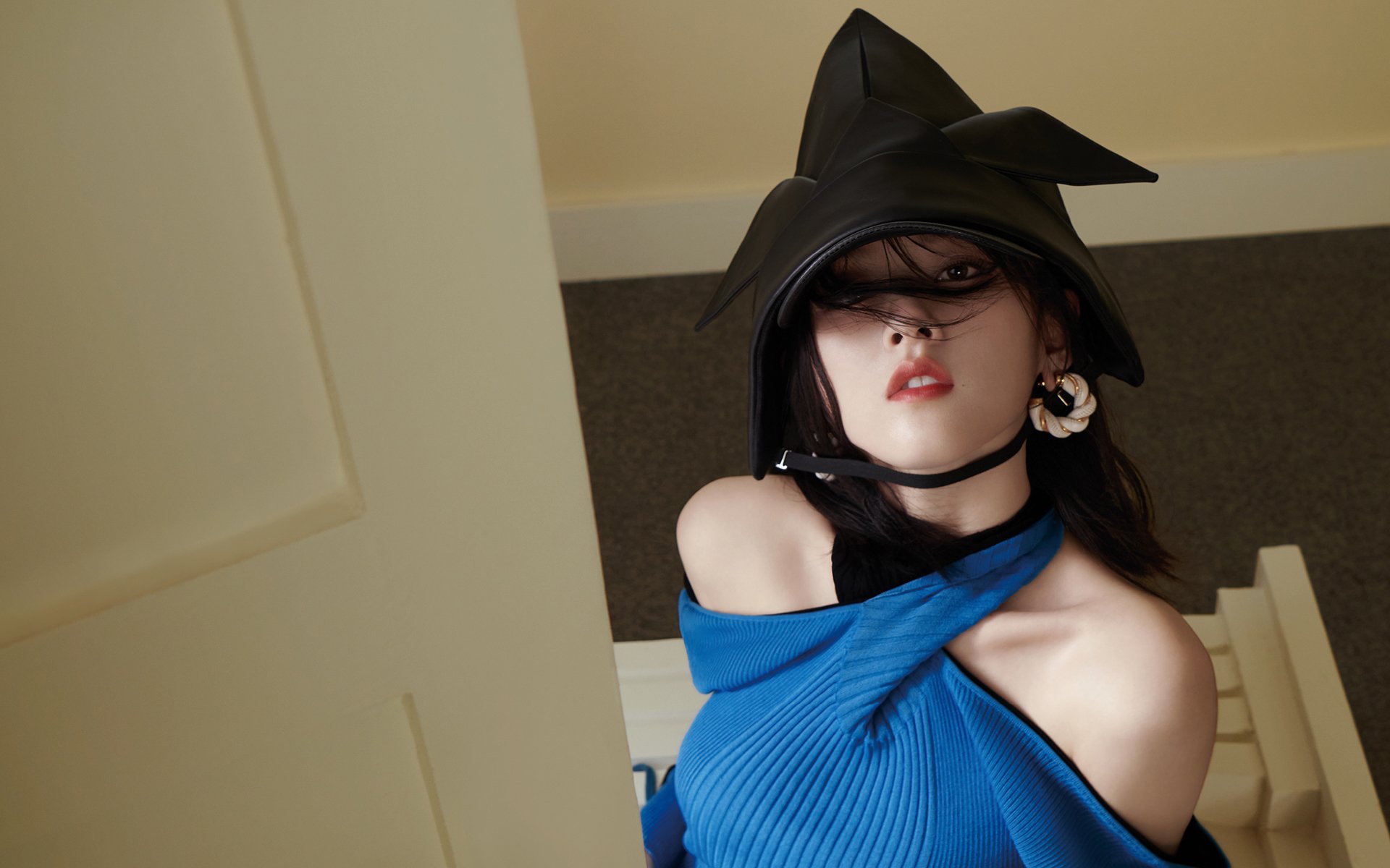 开云体育登录-41秒，1比2落后—那晚我们看见足球长出血肉